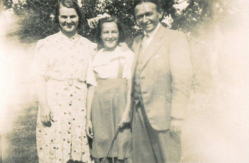 Connie and family in St. Anne's, August 1942